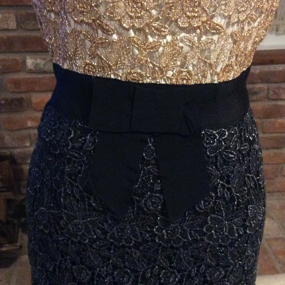 Stunning Gold & Black Metallic Lace Milly Cocktail Dress ✨Perfect for New Years! - Picture 3 of 4